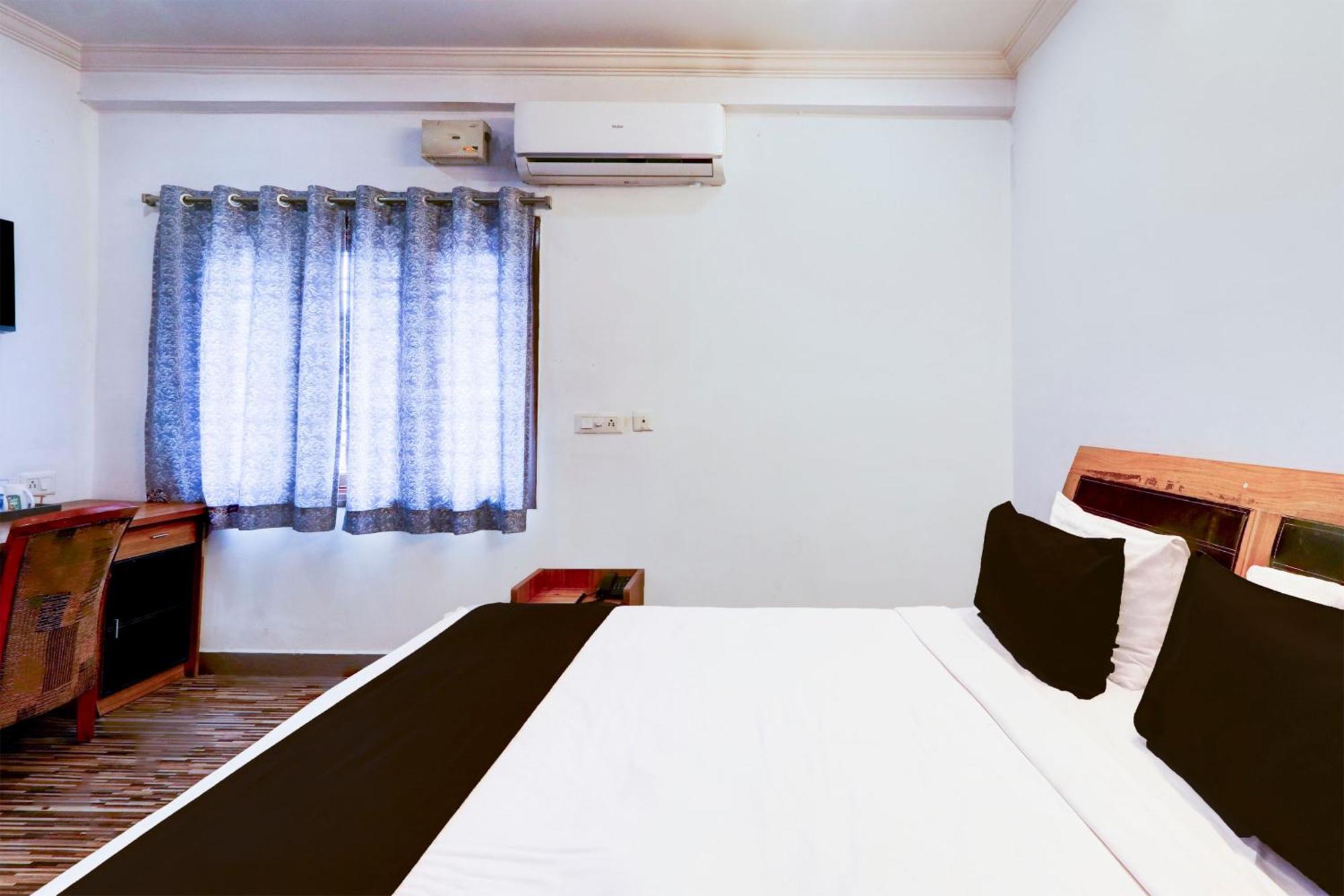 Madhapur Hotel O Vg Grand מראה חיצוני תמונה